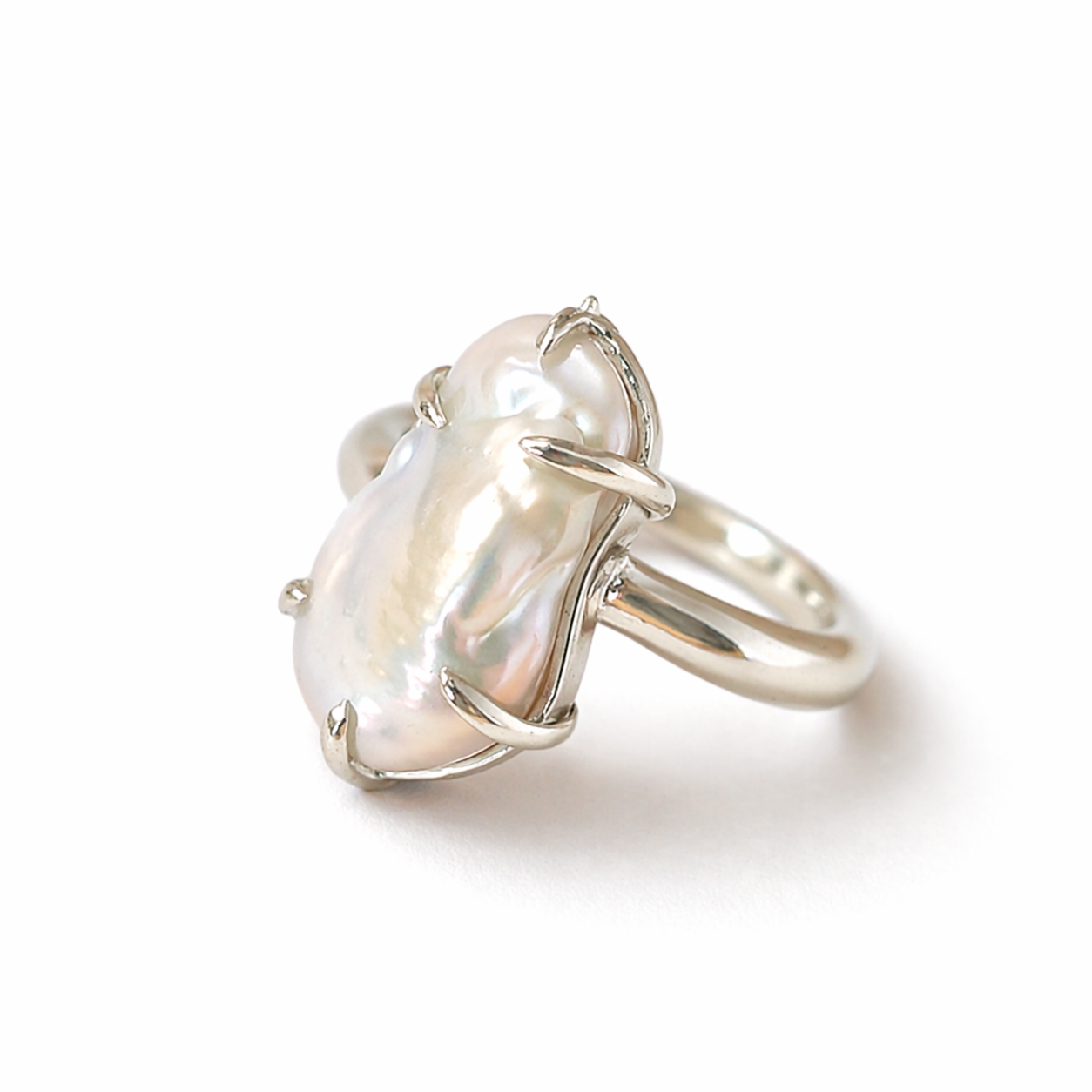 Pearl Claw Ring